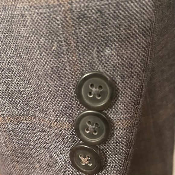 Versini Grey Sportcoat | Grey Plaid | Size 40R | 3 Button - Picture 6 of 6